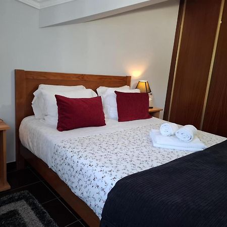 Guesthouse Verissimo Назаре Екстериор снимка