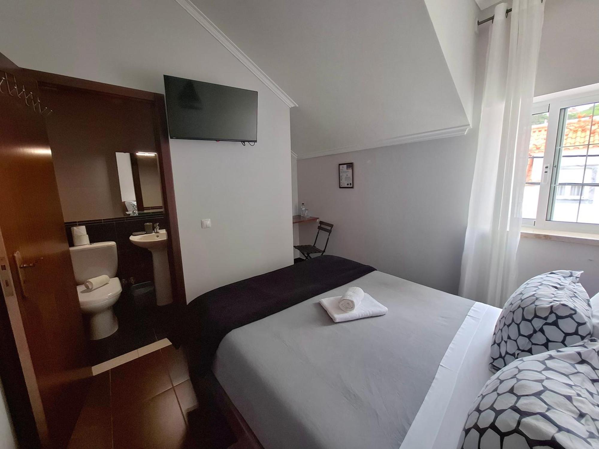 Guesthouse Verissimo Назаре Екстериор снимка